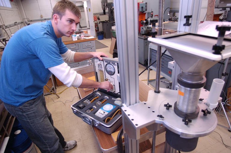 A student works in the Hornbuckle lab